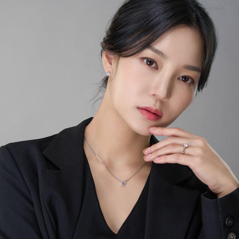 캐럿 모이사나이트 목걸이 4프롱 요약정보 및 구매